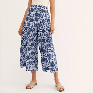 Free People Medium Lady Lady Printed Blue Cropped Pants